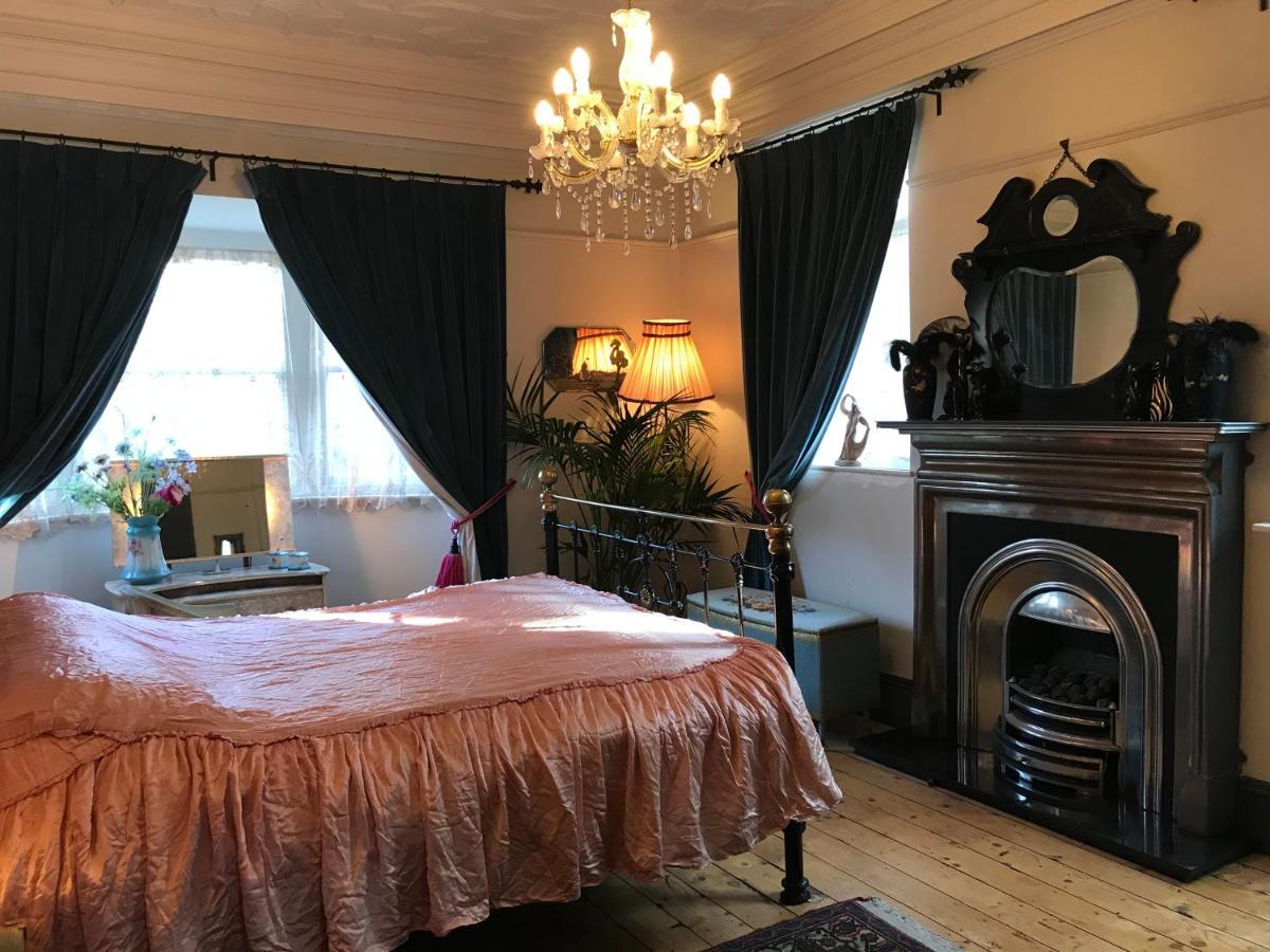 Pretty Victorian Garden Flat Apartment Radipole Exterior photo